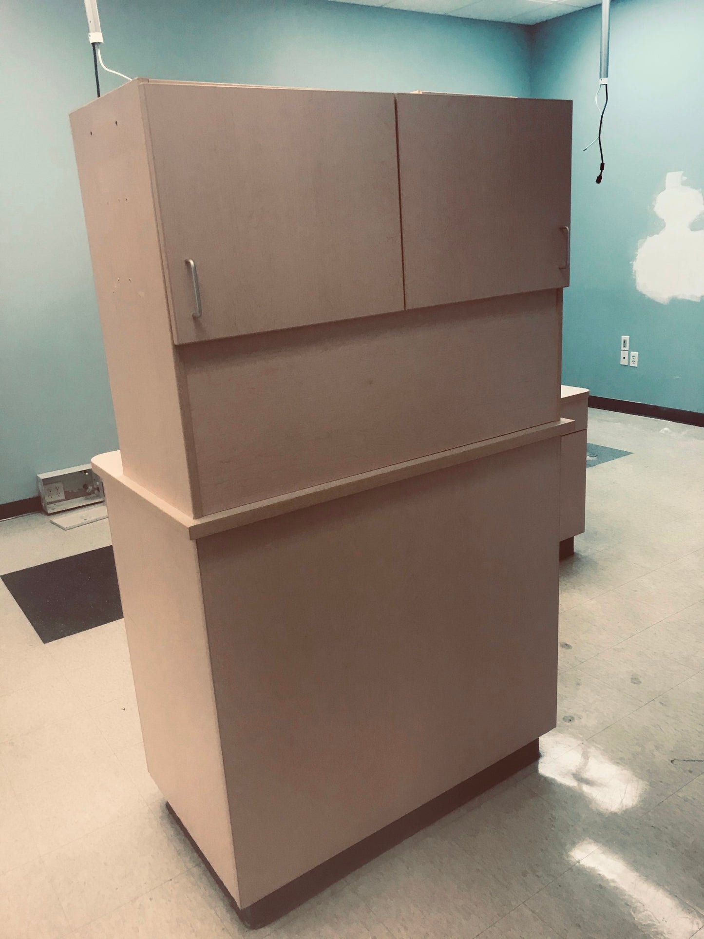 LOT OF SINK LAB DENTAL CLINIC HOSPITAL FURNITURE CABINETRY FREE SHIP WATCH VIDEO