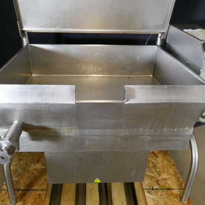 CLEVELAND SGL-40-T1 40 GALLON TILT SKILLET BRAISING PAN NATURAL GAS FREE SHIP