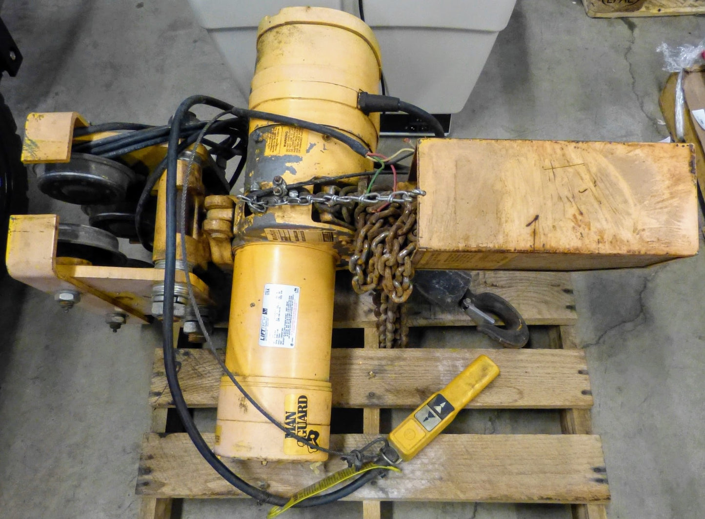 YALE BUDGIT MAN-GUARD 3-PHASE 3TON CHAIN HOIST PUSH TROLLEY MOUNT FREE SHIPPING