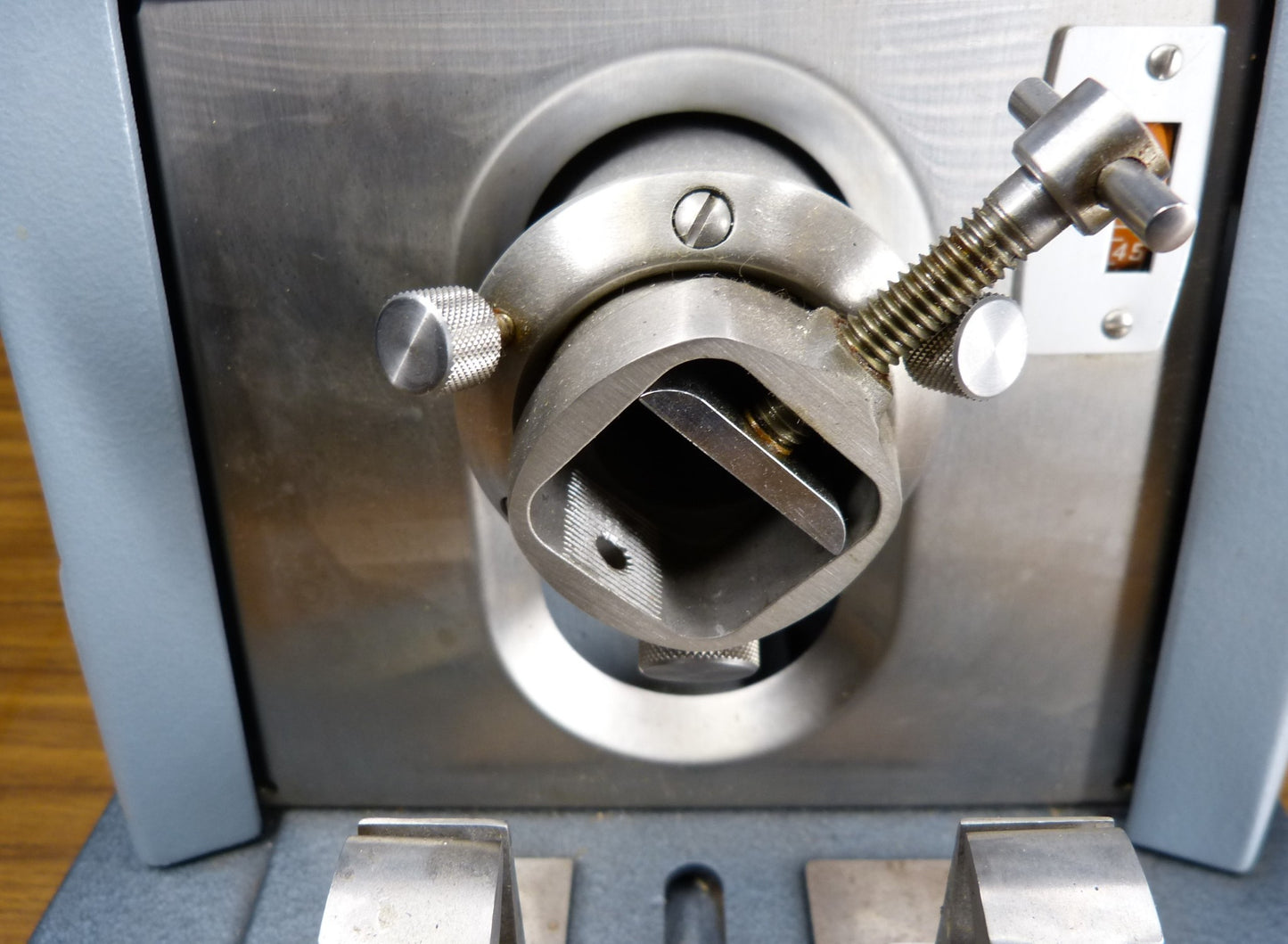 AMERICAN OPTICAL MICROTOME FREE SHIP