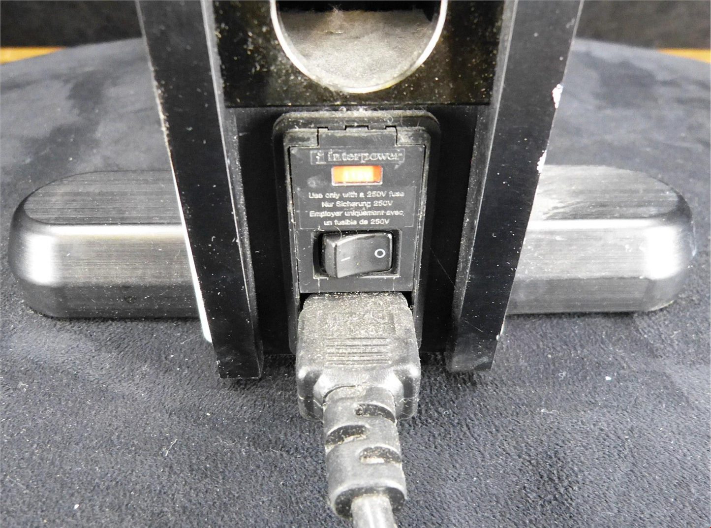 FISHER SCIENTIFIC Cat 12-560-45 MICROMASTER INVERTED PHASE MICROSCOPE FREE SHIP