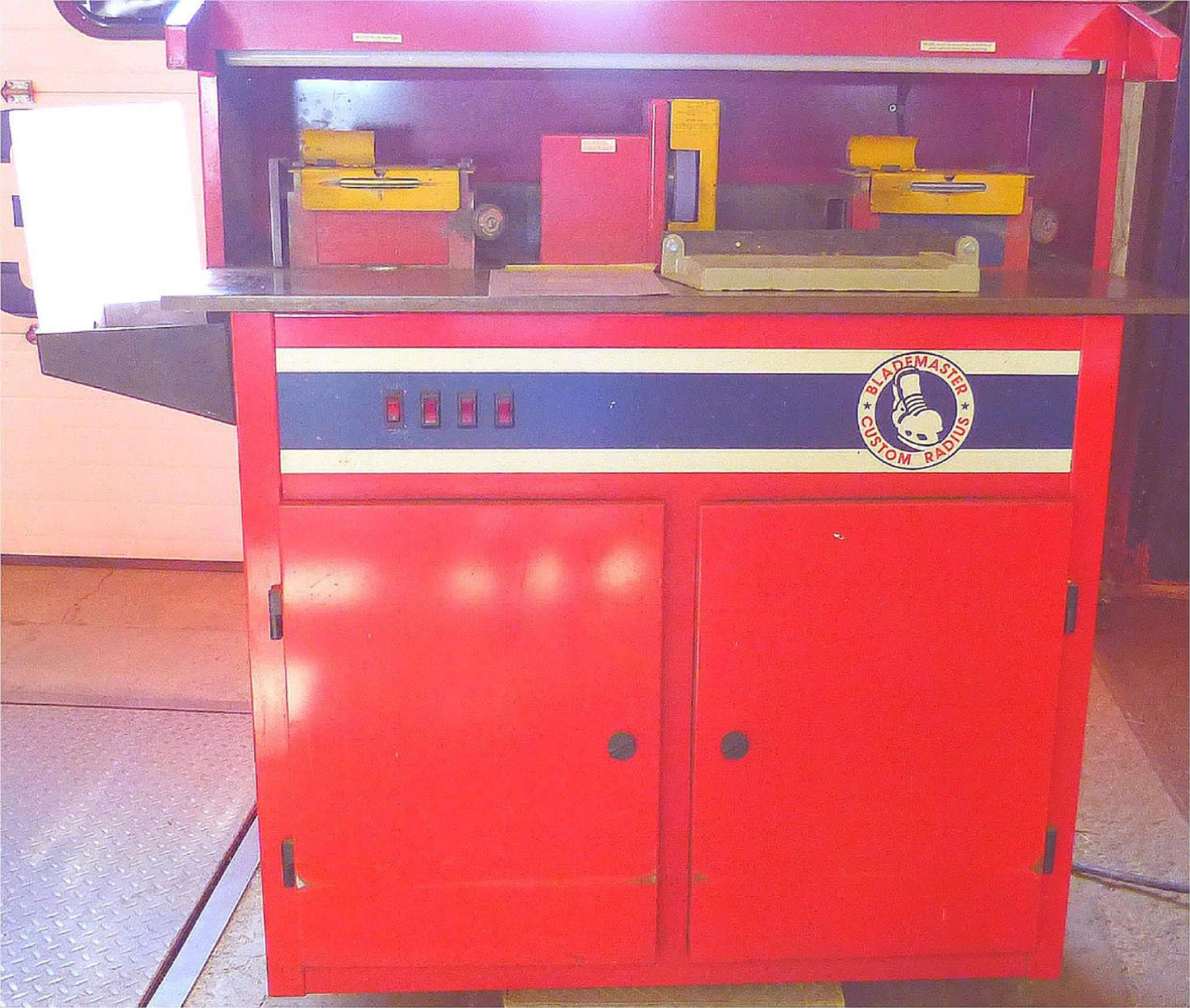 GUSPRO BR943XF BLADE MASTER TRIPLE HEAD PRO SKATE SHARPENER WATCH VIDEO FREESHIP