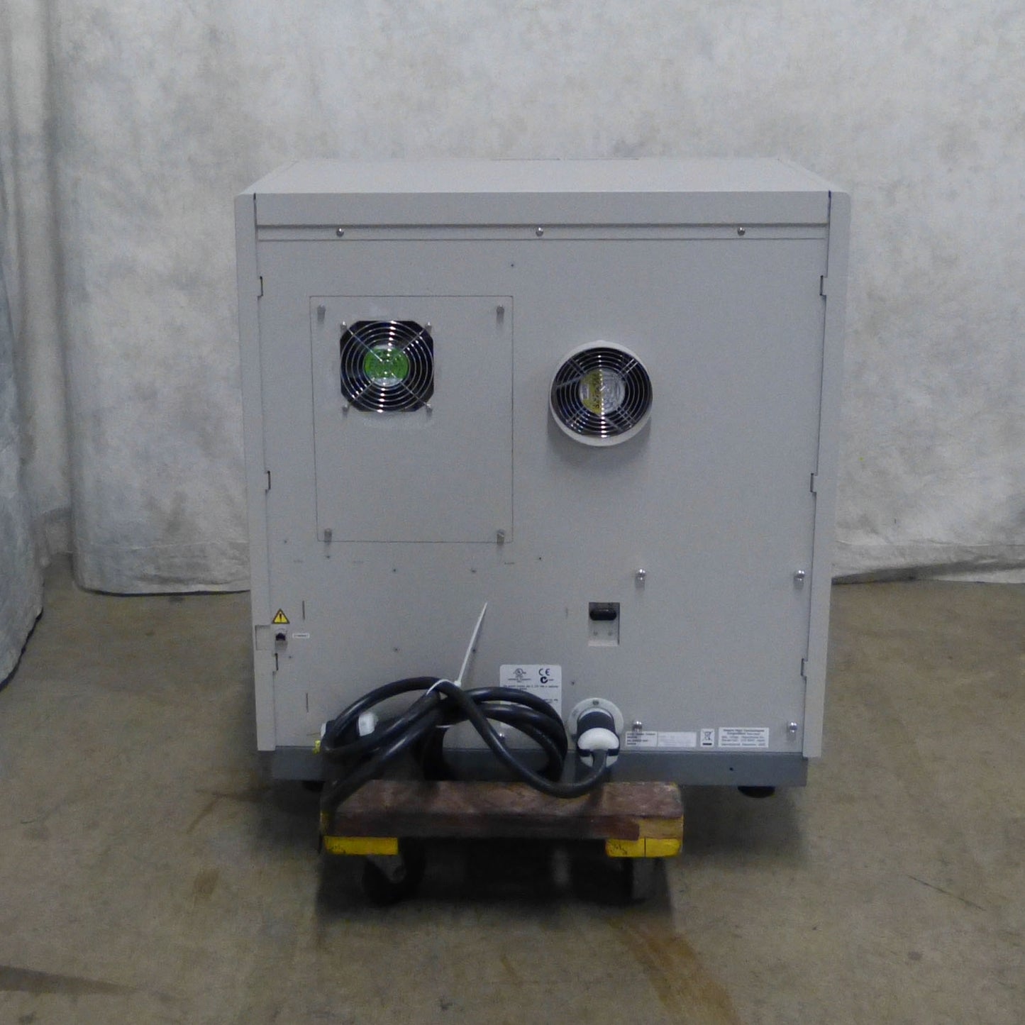 APPLIED BIOSYSTEMS 3130xl GENETIC ANALYZER FREE SHIP