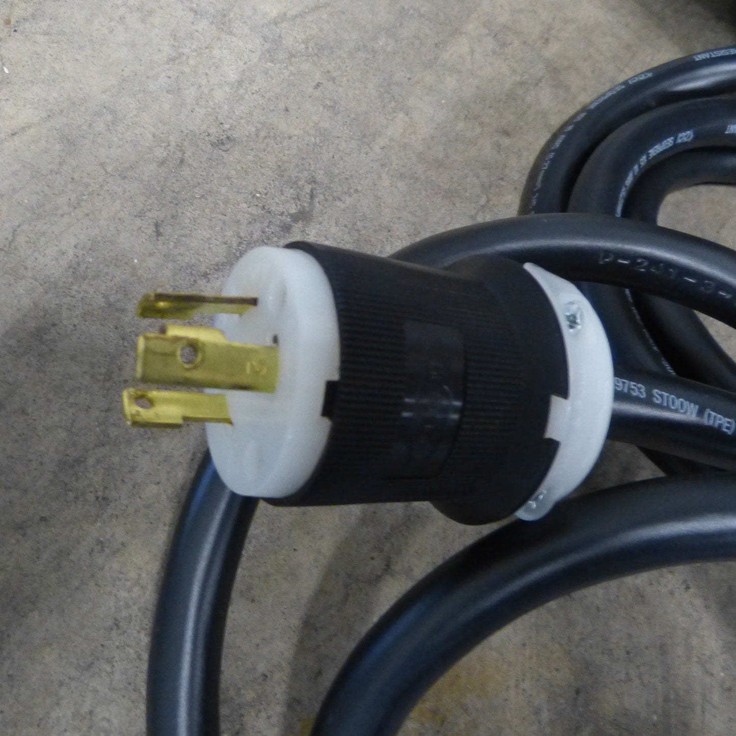 APPLIED BIOSYSTEMS 3130xl GENETIC ANALYZER FREE SHIP