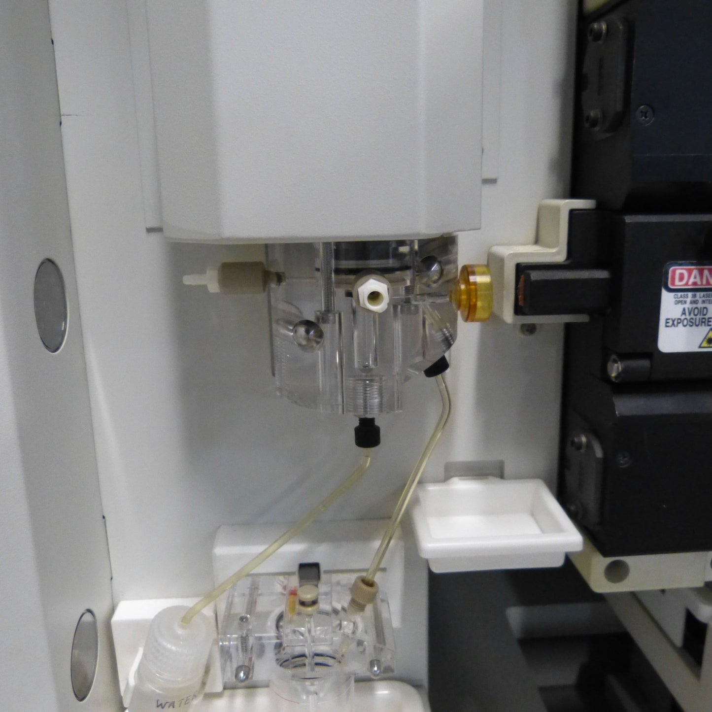 APPLIED BIOSYSTEMS 3130xl GENETIC ANALYZER FREE SHIP