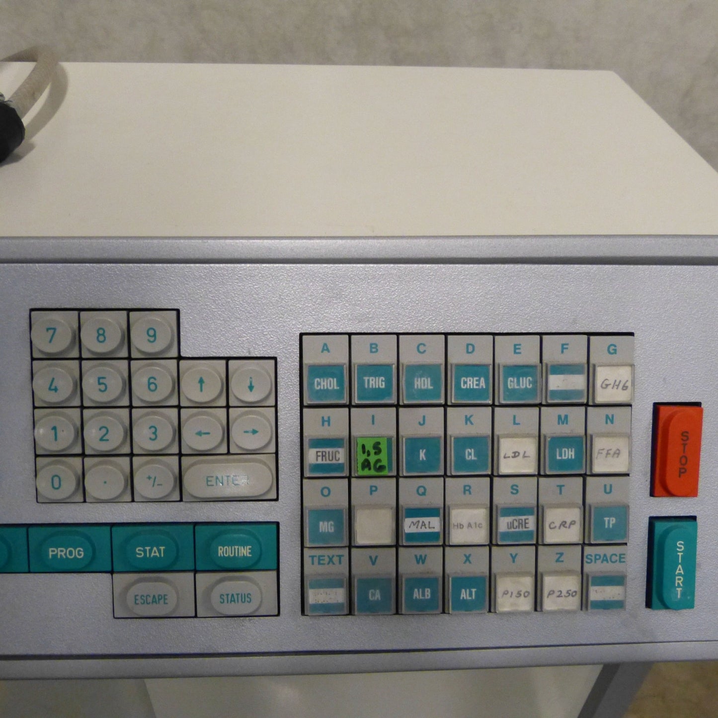 ROCHE COBAS MIRA PLUS CHEMICAL ANALYZER + BONUS CONSUMABLES WATCH VIDEO FREESHI