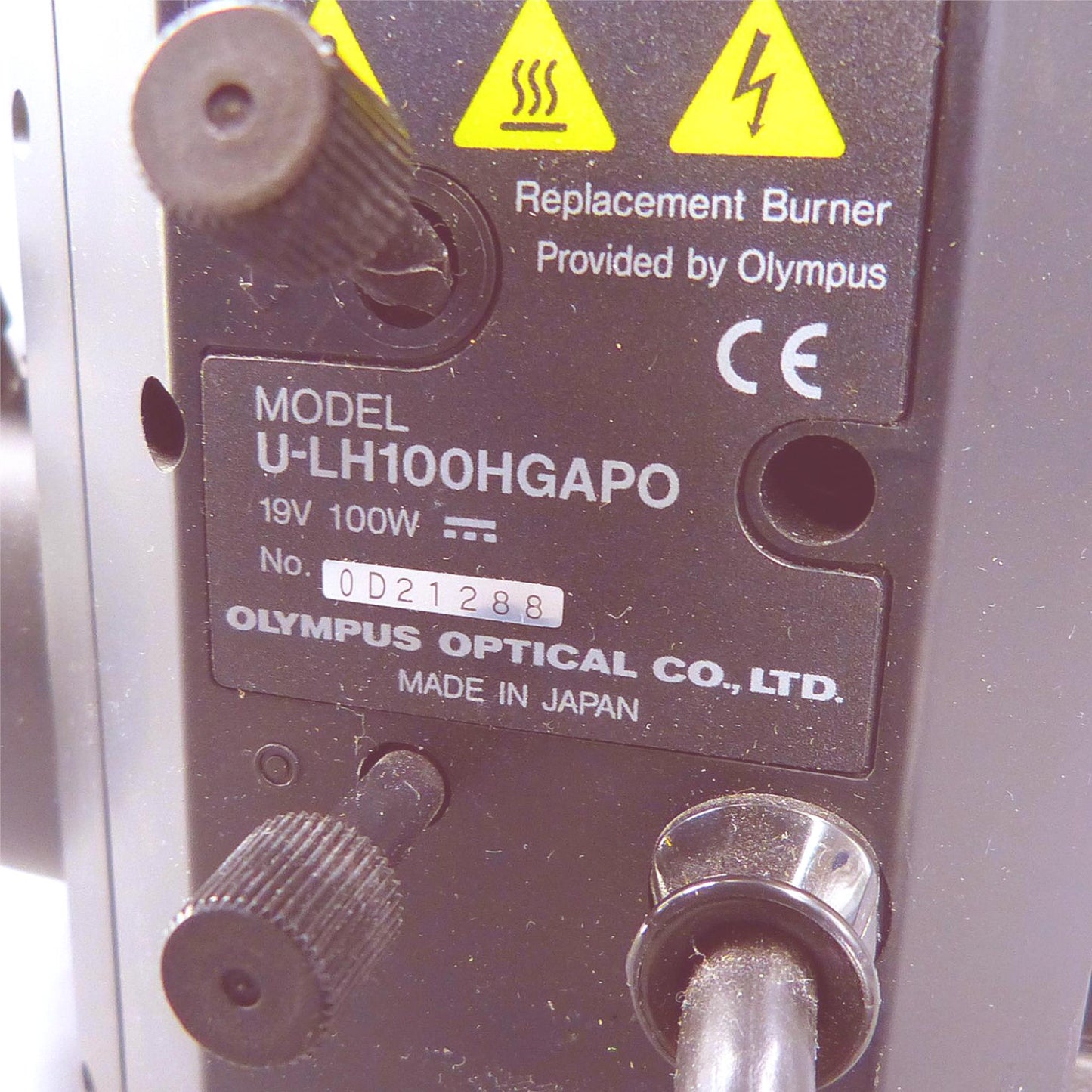 OLYMPUS U-RFL-T POWER SUPPLY and U-LH100HGAPO FLUORESCENCE LIGHT SOURCE FREESHIP