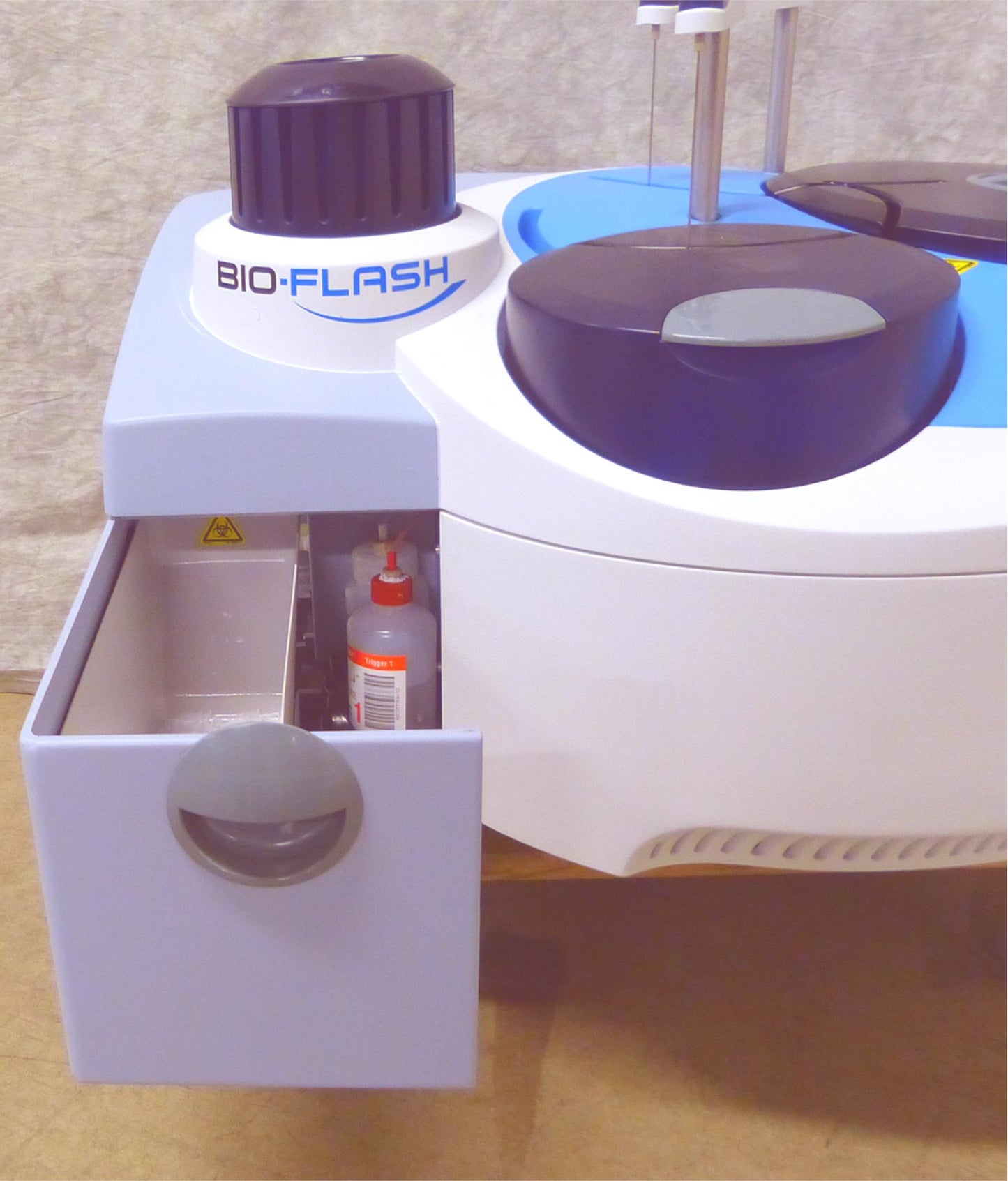 BIOKIT BIO-FLASH 3710-0344 RAPID RESPONSE CHEMILUMINESCENT IMMUNOASSAY ANALYZER