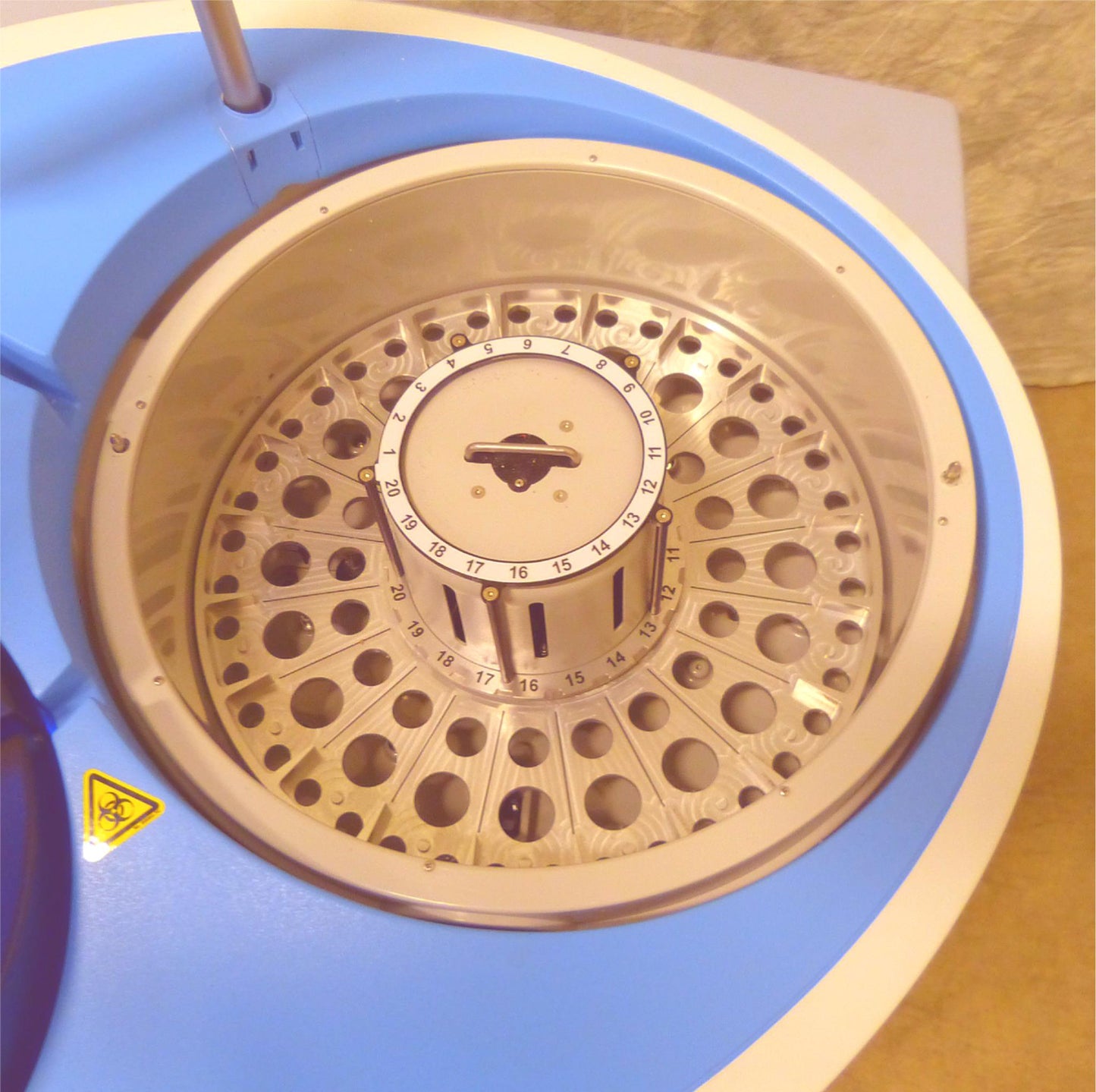 BIOKIT BIO-FLASH 3710-0344 RAPID RESPONSE CHEMILUMINESCENT IMMUNOASSAY ANALYZER