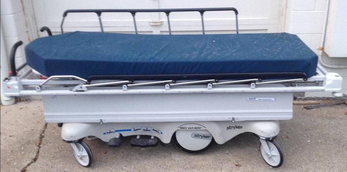 STRYKER 721 GLIDEAWAY HOSPITAL EMERGENCY TRANSPORT GURNEY STRETCHER