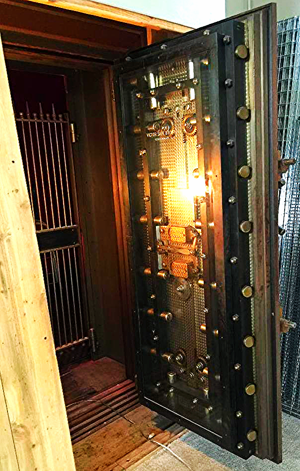 Unique & Rare VICTOR SAFE & LOCK COMPANY VAULT fromthe1800's WATCH VIDEO WORKING