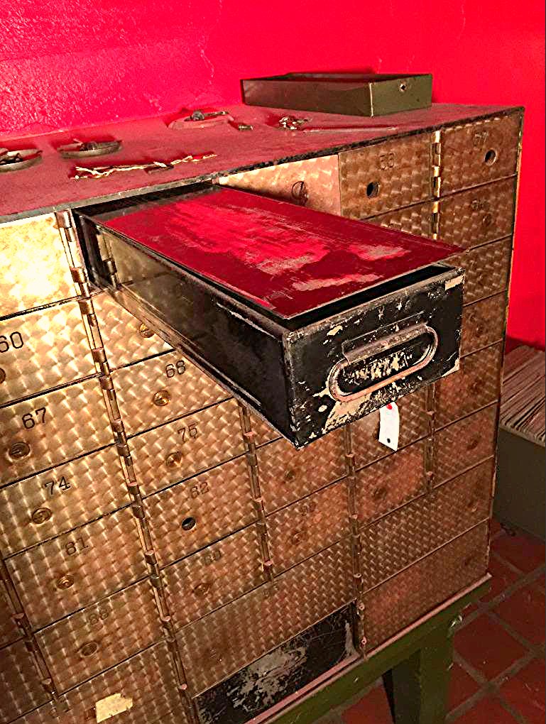 Unique & Rare VICTOR SAFE & LOCK COMPANY VAULT fromthe1800's WATCH VIDEO WORKING