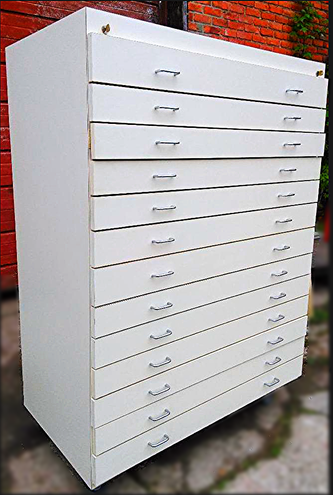 13 DRAWER WOODEN MAP FILE WHITE FORMICA BLUEPRINT ART SUPPLY CABINET WHEEL 44x22