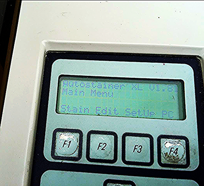 LEICA JUNG PROGRAMMABLE AUTOMATED SLIDE AUTOSTAINER XL & MANUAL