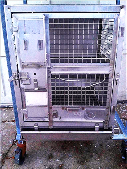 TWO HUNT ANIMAL GAME TURKEY CAGE ACME STAINLESS STEEL RACK WHEELS LAB VETERINARY