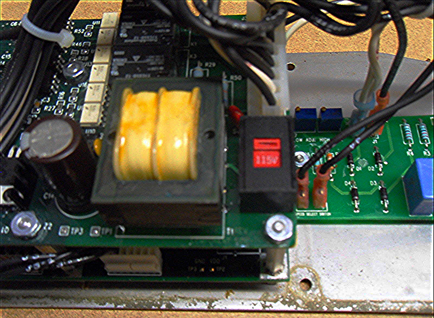 HOBART MODEL 2912 AUTO D C POWER BOARD SCALE AUTO SPEED BOARDS ALL WORKING FINE