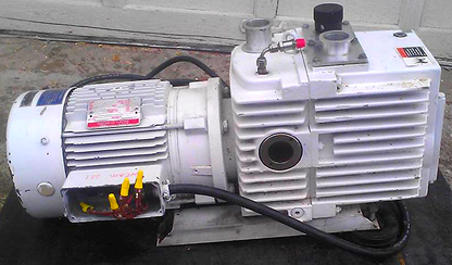 LEYBOLD TRIVAC S60A ROTARY DUAL VANE DUAL STAGE MECHANIC VACUUM PUMP 3 PHASE