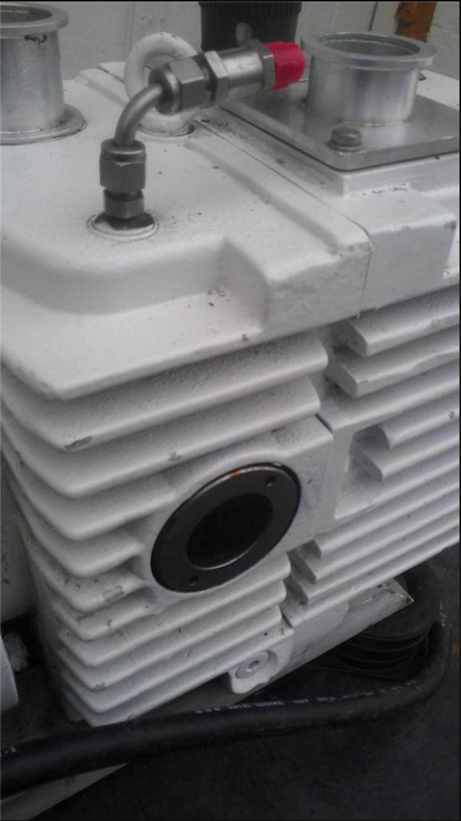 LEYBOLD TRIVAC S60A ROTARY DUAL VANE DUAL STAGE MECHANIC VACUUM PUMP 3 PHASE