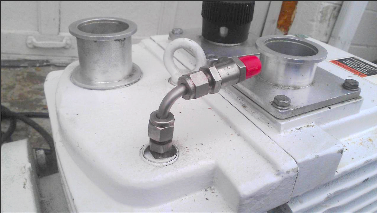 LEYBOLD TRIVAC S60A ROTARY DUAL VANE DUAL STAGE MECHANIC VACUUM PUMP 3 PHASE