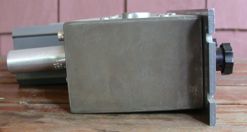 VARIAN OUTPUT CONTROL UNIT V4270A TWT TUBE AMPLIFIER MICROWAVE TRAVELING TUBE