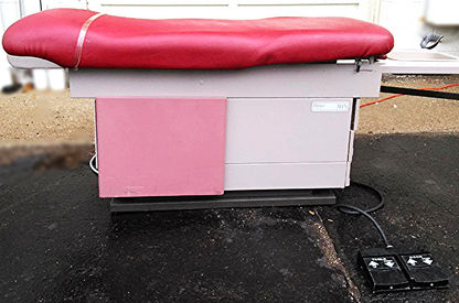 MIDMARK RITTER 305 HILO POWER PATIENT EXAM TABLE GYNECOLOGY MEDICAL WELCH ALLYN