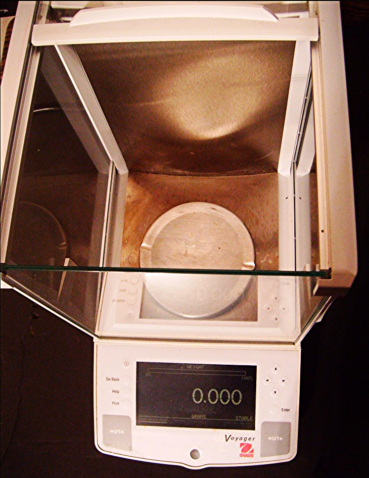 EXCELLENT OHAUS Model V02130 VOYAGER BALANCE 210g x 0.001g WATCH VIDEO FREE SHIP