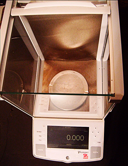 EXCELLENT OHAUS Model V02130 VOYAGER BALANCE 210g x 0.001g WATCH VIDEO FREE SHIP