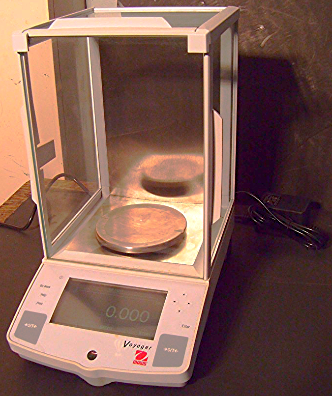 EXCELLENT OHAUS Model V02130 VOYAGER BALANCE 210g x 0.001g WATCH VIDEO FREE SHIP