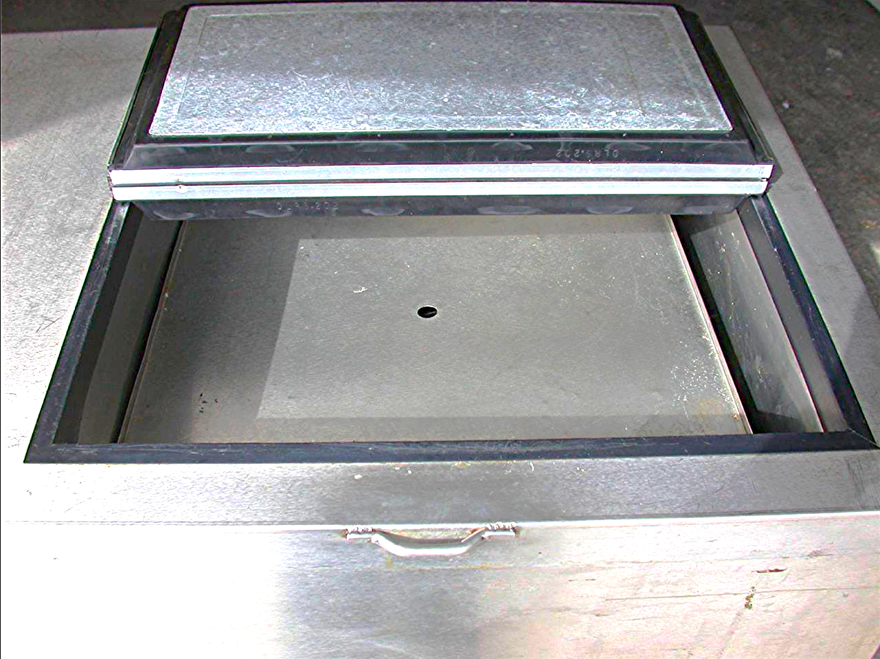 AP WYOTT MODEL FB-20M ST STEEL ICE CREAM DIP REFRIGERATOR FREEZER CASTERS FREESH