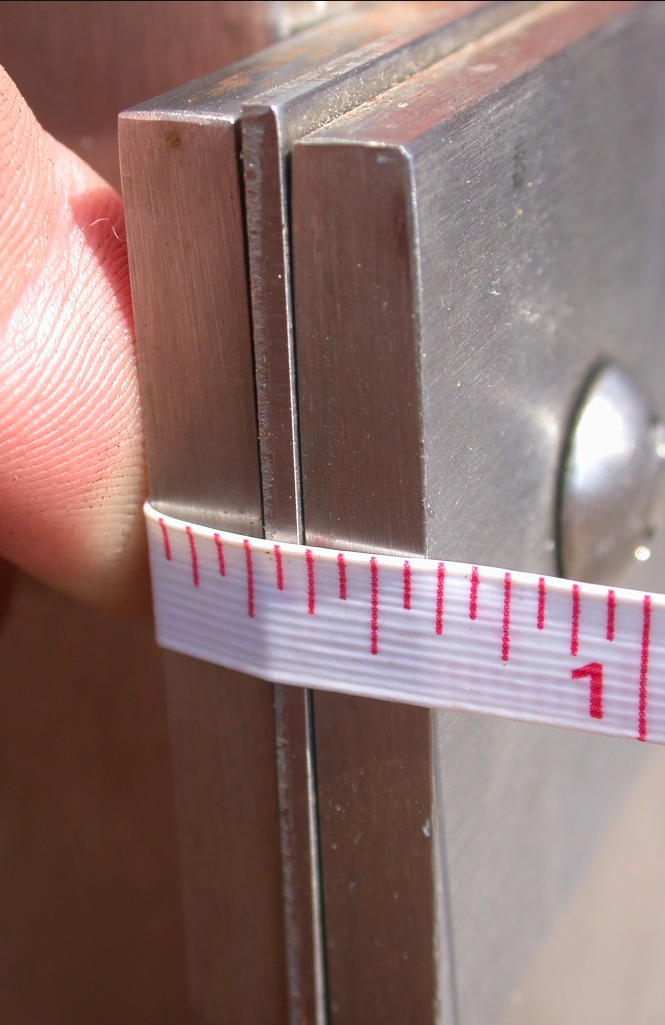 ARCHITECT STAINLESS STEEL HEAVY DUTY BEAUTIFUL PANEL 10.2 FEET x 52 inches + 5"