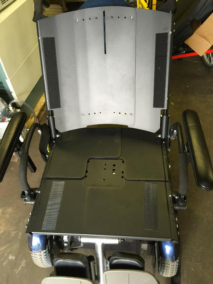 PERMOBIL C300 450lb CAPACITY MOBILITY POWER WHEELCHAIR LETUSKNOW FOR WHICH PARTS