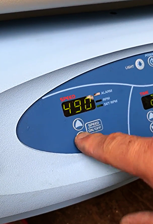 THERMO SCIENTIFIC MaxQ6000 REFRIGERATED ORBITAL SHAKER STACKABLE INCUBATOR FREES