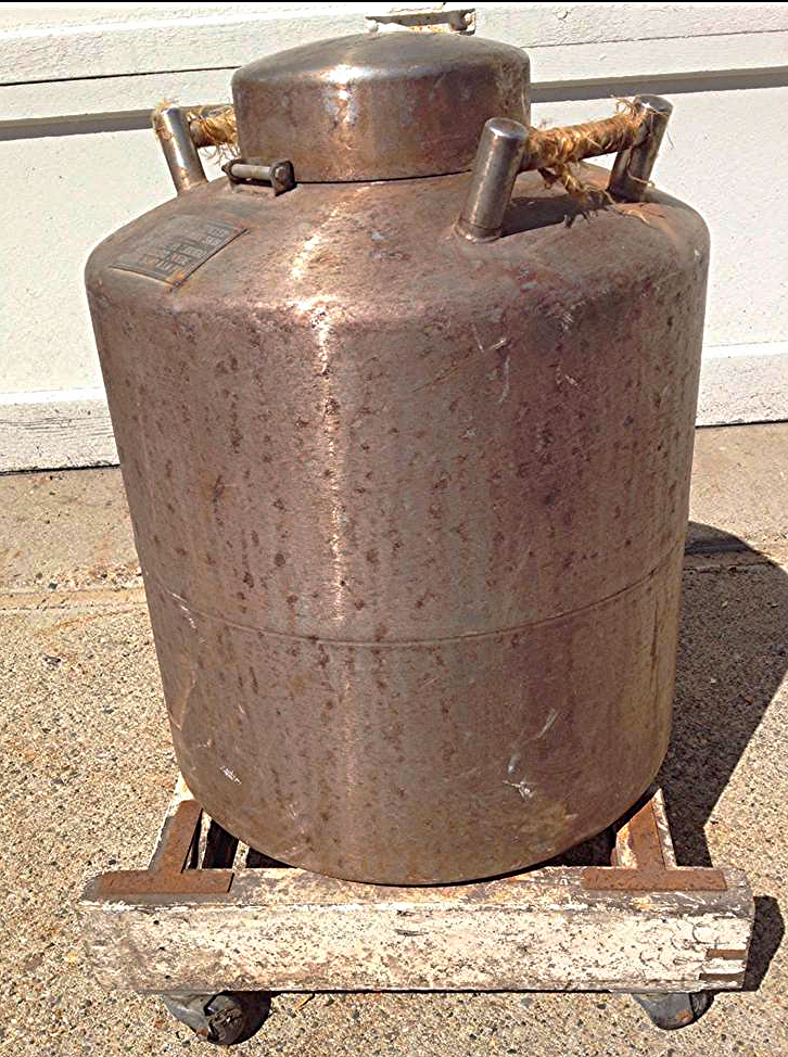 LINDE CRYO 25 Liter TANK LNR-258 LIQUID NITROGEN REFRIGERATOR CRYOGENIC LOCK