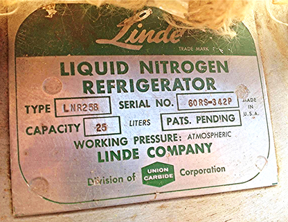 LINDE CRYO 25 Liter TANK LNR-258 LIQUID NITROGEN REFRIGERATOR CRYOGENIC LOCK