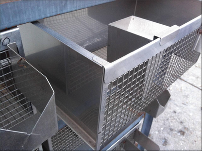 WAHMANN ACME STAINLESS 10 ANIMAL BIRD GAME CAGE HUNT RACK VETERINARY LAB 17x10x7