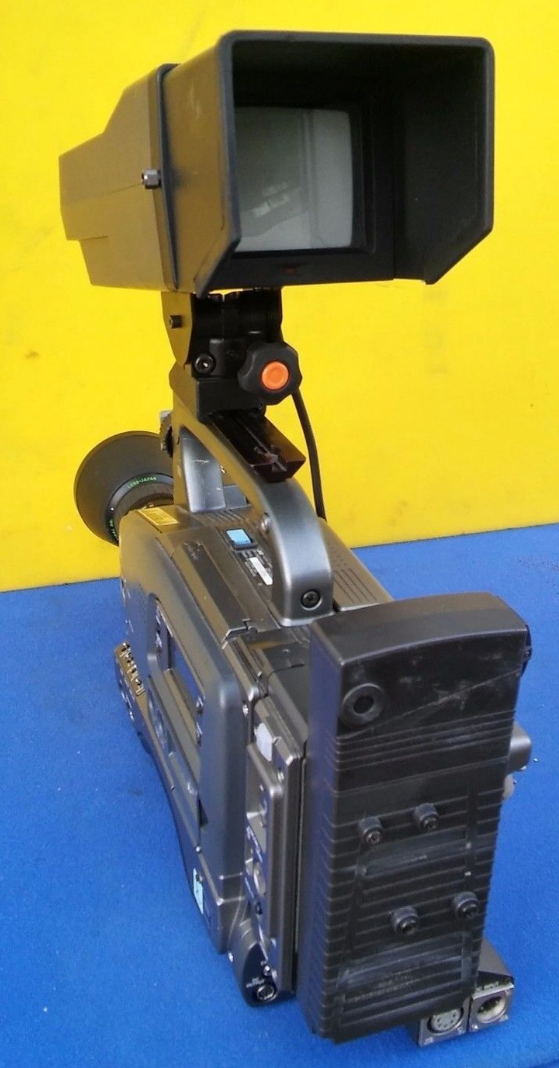 JVC MINI DV GY-DV550 POWER MACRO ZOOM LENS & TELEPROMPTER VIEWFINDER FREE SHIP