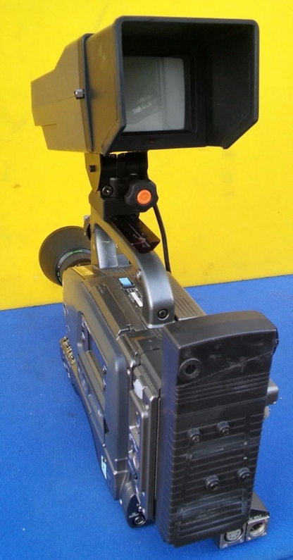 JVC MINI DV GY-DV550 POWER MACRO ZOOM LENS & TELEPROMPTER VIEWFINDER FREE SHIP