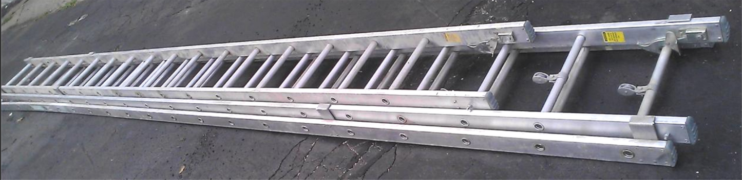 HUGE ALUMINUM 60' FEET TALL TELESCOPIC LADDER by Metallic LadderMfgCorp FREESHIP