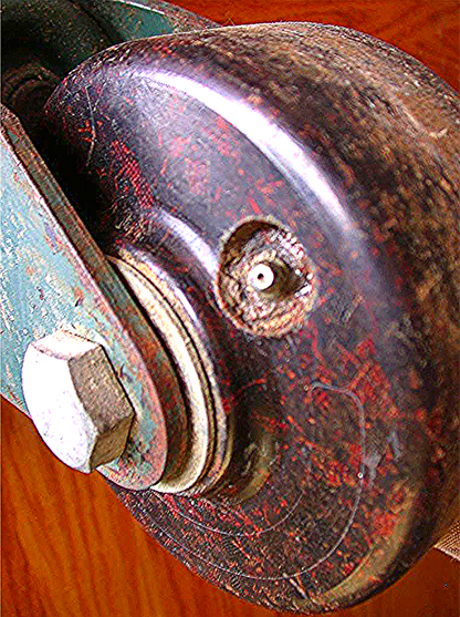 RARE COLSON INDUSTRIAL DESIGN OAK CART COFFEE TABLE 66x32x11 FOUR PHENOLIC WHEEL