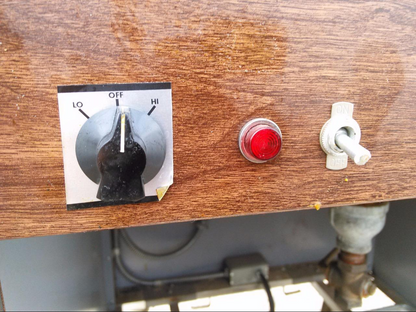 PRECISION BLU-2-BU STEAM MEAT CARVING STATION & MERCO PRODUCTS B 105 A HEAT LAMP