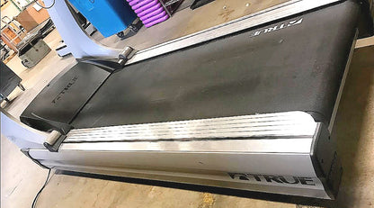 TRUE CS800 with TOTAL BODY TRAINING TOUCH SCREEN HEAVY DUTY TREADMILL WATCHVIDEO