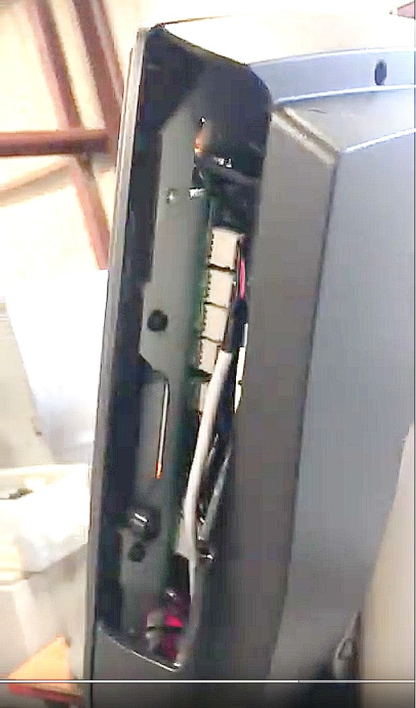 TRUE CS800 with TOTAL BODY TRAINING TOUCH SCREEN HEAVY DUTY TREADMILL WATCHVIDEO