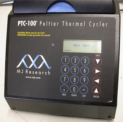 PTC-100 PELTIER PROGRAMMABLE THERMAL CONTROLLER CYCLER 96-WELL & HOT BONNET LID