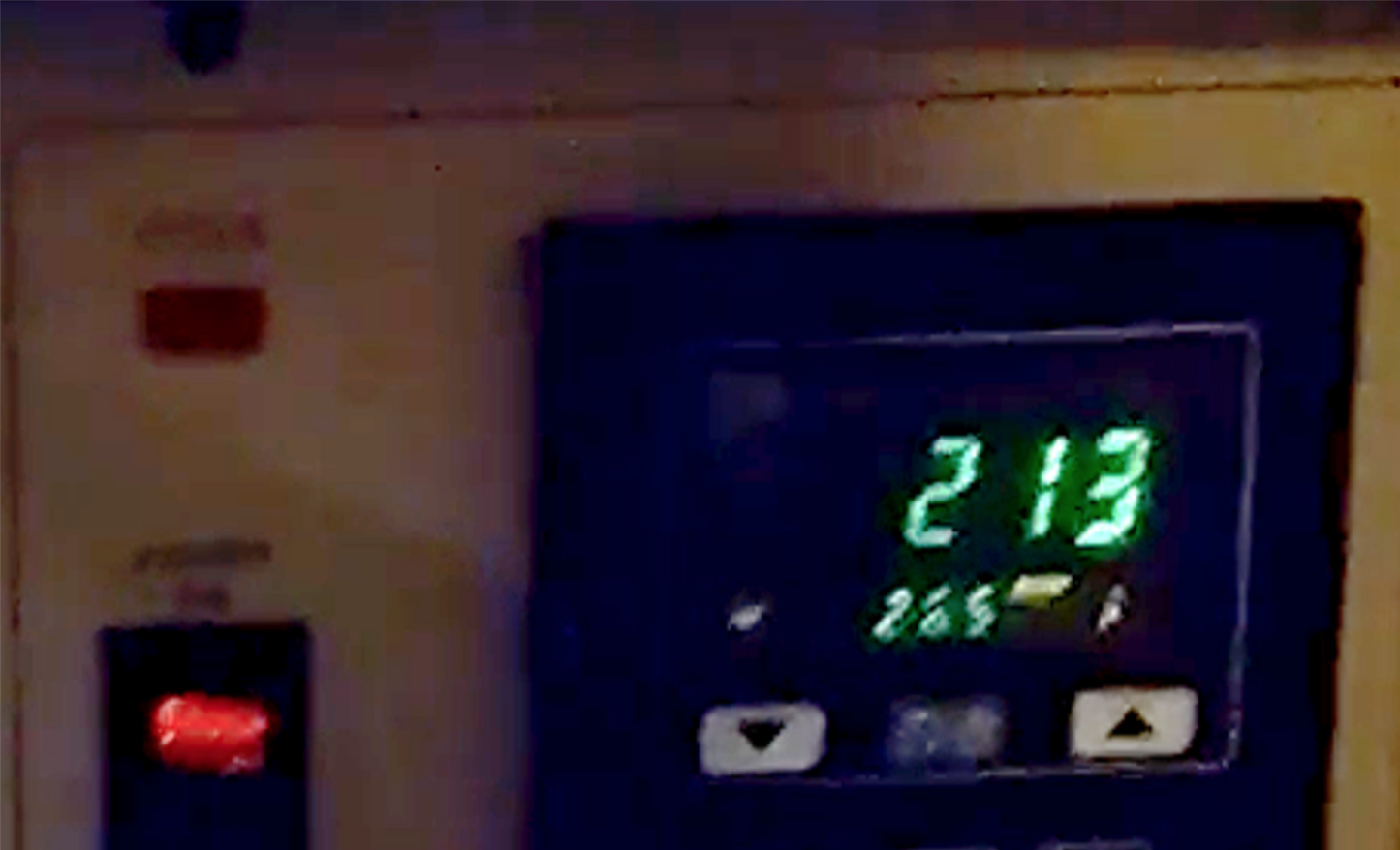 SYBRON BARNSTEAD THERMOLYNE™ TYPE 6000 ASHING MUFFLE FURNACE 975°C WATCH VIDEO