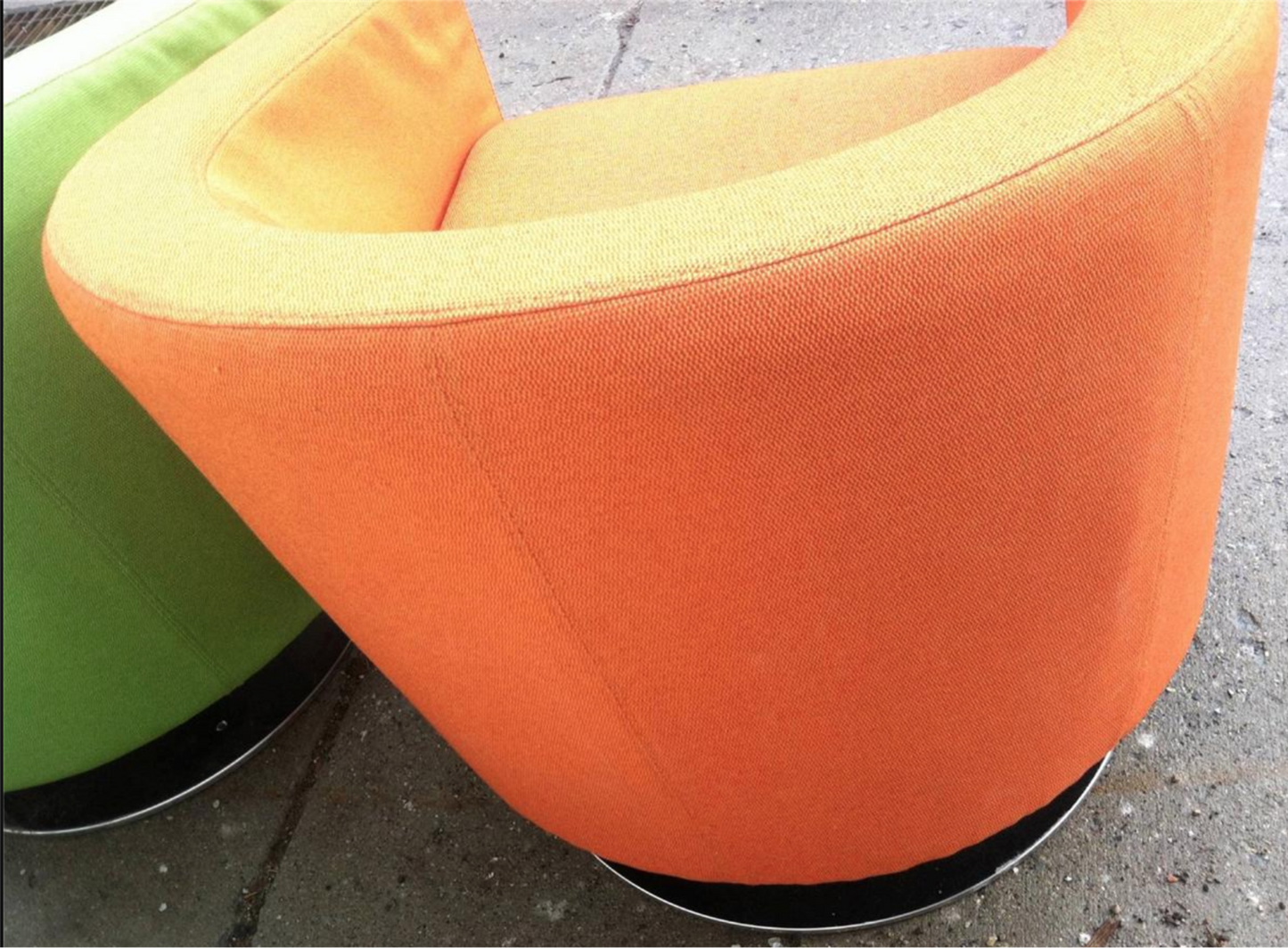 PAIR (2) OF DAUPHIN SWIVEL ORANGE or GREEN MODERN CONTEMPORARY FREE BUSINES SHIP
