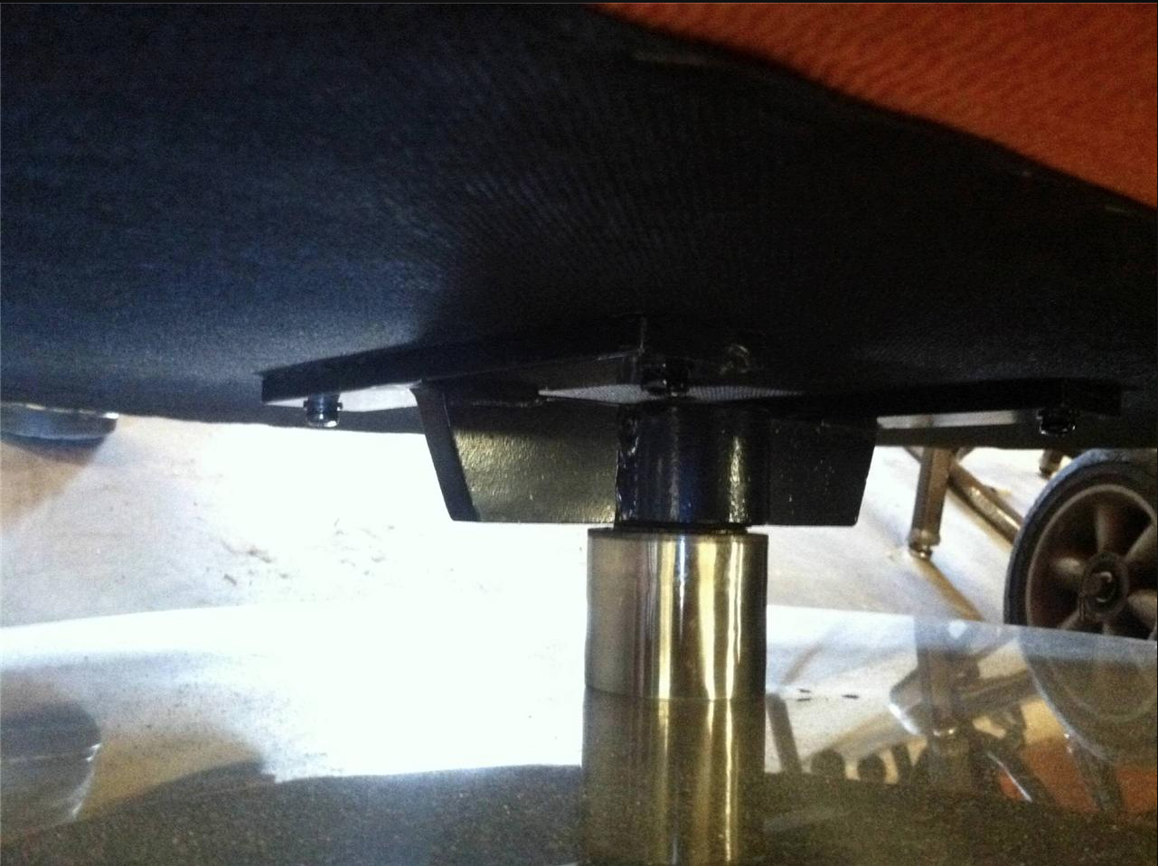 PAIR (2) OF DAUPHIN SWIVEL ORANGE or GREEN MODERN CONTEMPORARY FREE BUSINES SHIP