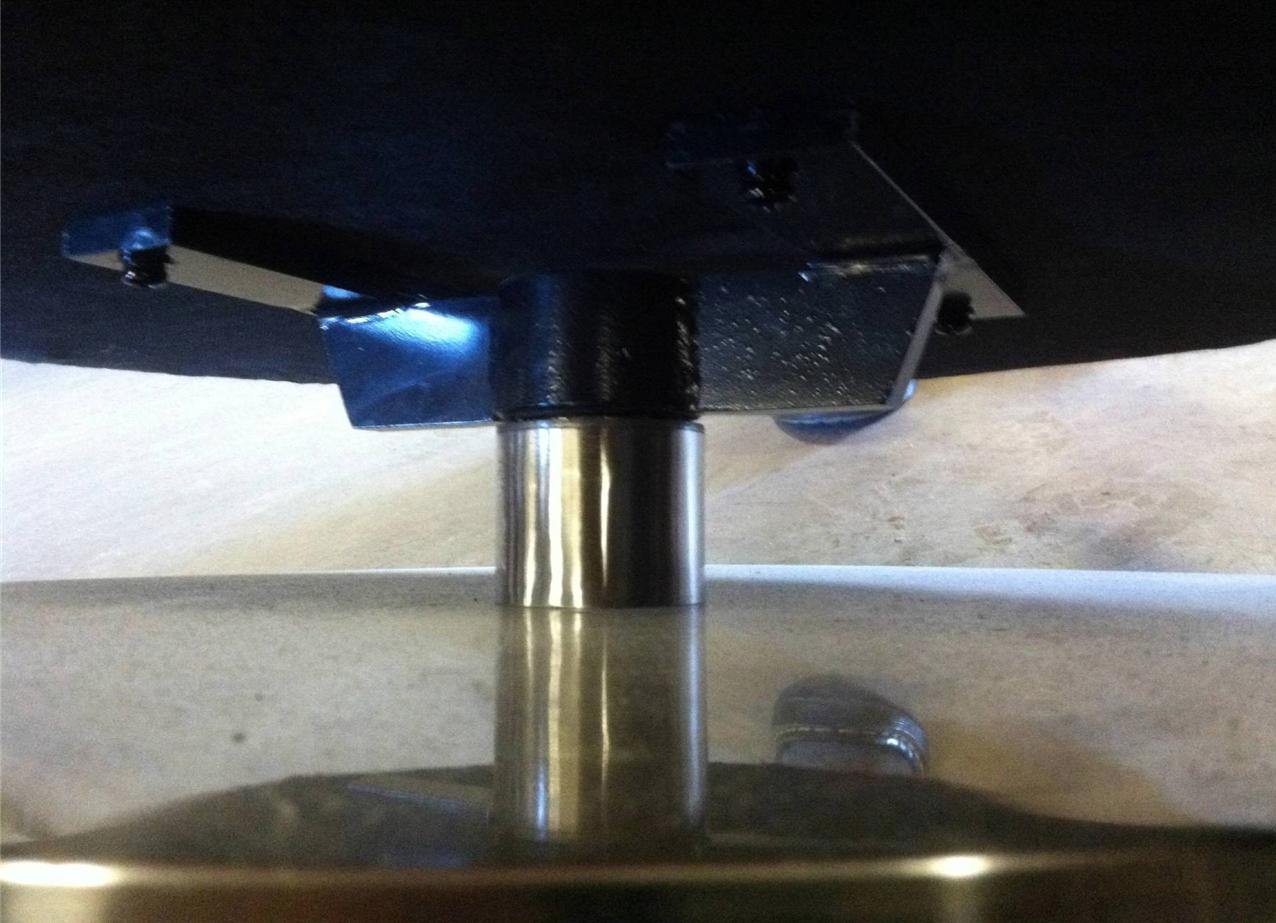 PAIR (2) OF DAUPHIN SWIVEL ORANGE or GREEN MODERN CONTEMPORARY FREE BUSINES SHIP