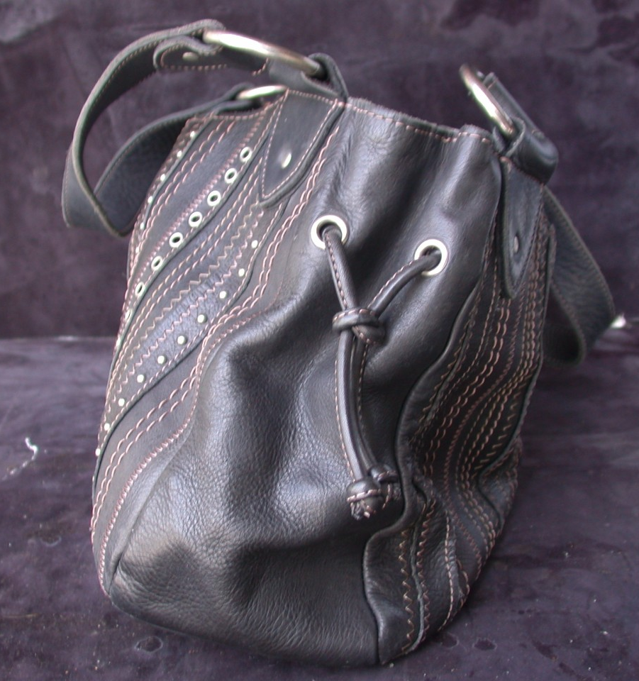 FOSSIL GENUINE BLACK LEATHER HANDBAG 75082