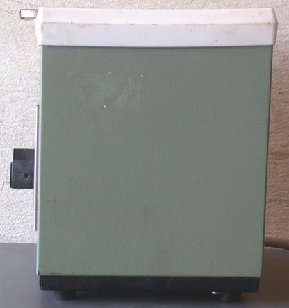 BECKMAN TABLETOP MICROFUGE B COMPLETEwith 6 STAINLESS STEEL PLATES FREE SHIPPING