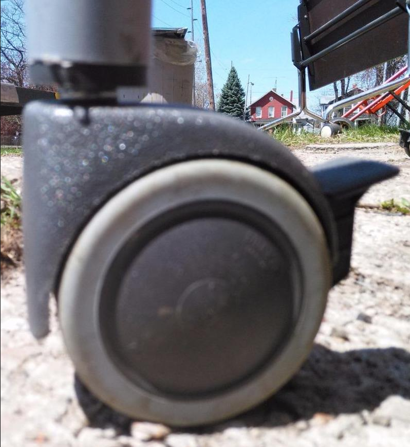 KI HURRY UP DESIGN FLIP TOP Fold up Folding Task TABLE DESK wCASTERS 60wX30dX27h